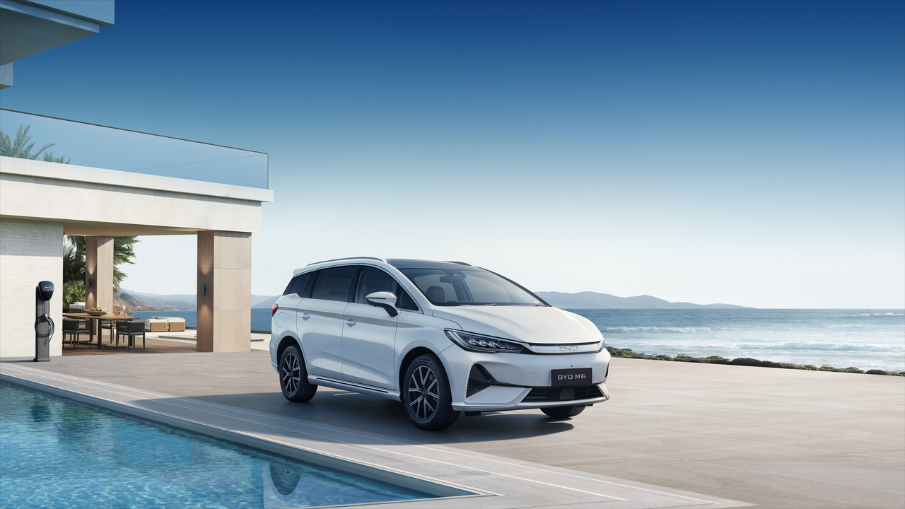 Liên hệ BYD Vĩnh Phúc để nhận báo giá lăn bánh xe BYD M6 tại Vĩnh Phúc
