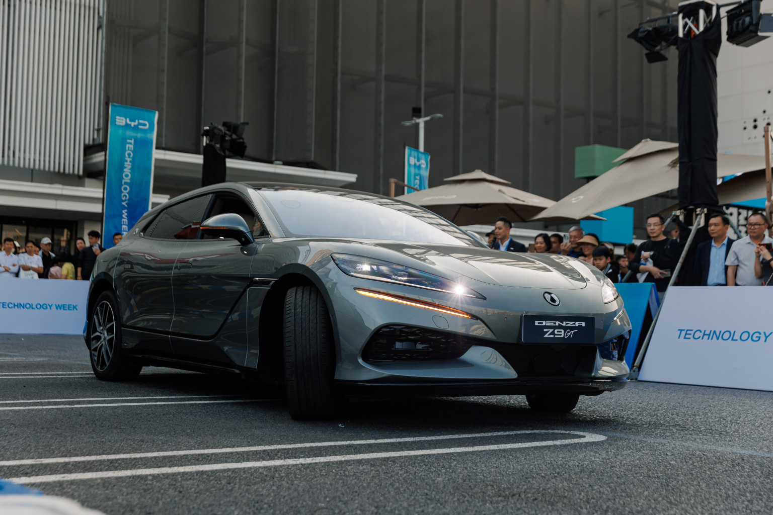 Denza Z9 – sedan công nghệ cao của BYD sẽ ra mắt tại Technology Week Phú Thọ