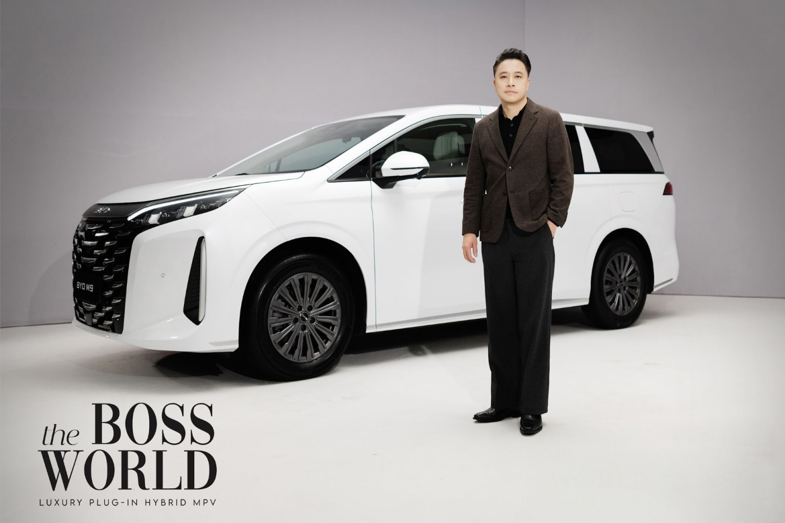 Trong The Boss World, đạo diễn - nhà sản xuất điện ảnh Victor Vũ sẽ đưa ra những góc nhìn thực tiễn nhằm tôn vinh tính kỷ luật trong sự sáng tạo và chuẩn mực “world-class”