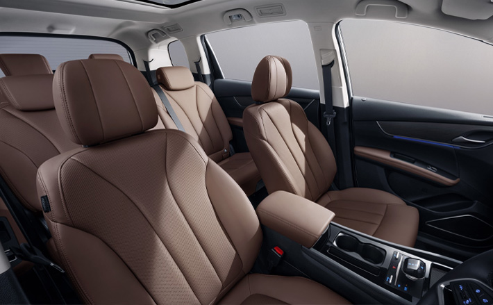 Không gian 7 chỗ của BYD M6 có đáp ứng nhu cầu dịch vụ?