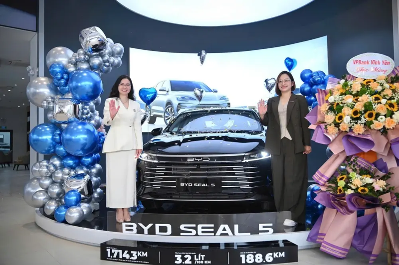 BYD Seal 5 ra mắt tại Phú Thọ: Sedan Hybrid hạng C nhận nhiều phản hồi tích cực